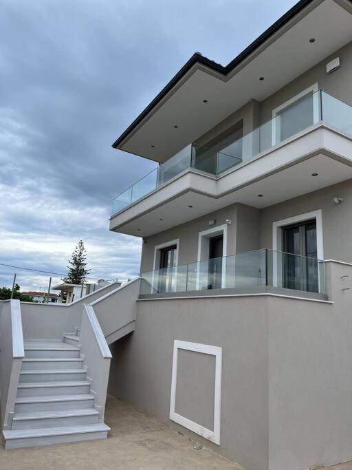 Villa Maria Eirini Lechaio Exteriér fotografie