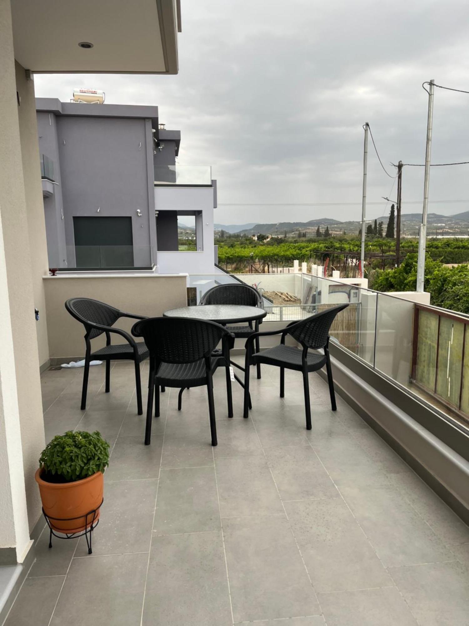 Villa Maria Eirini Lechaio Exteriér fotografie